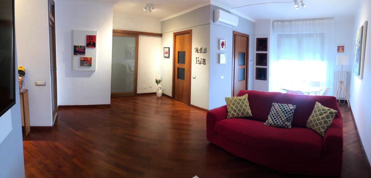 Casa Chiara Italia Terrace Centro Direzionale Appartamento *